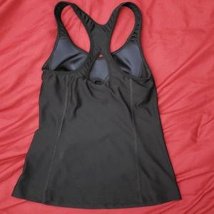 Nike Tops - Nike Dri-fit work out top Nike Tops - Nike Dri-fit work out top